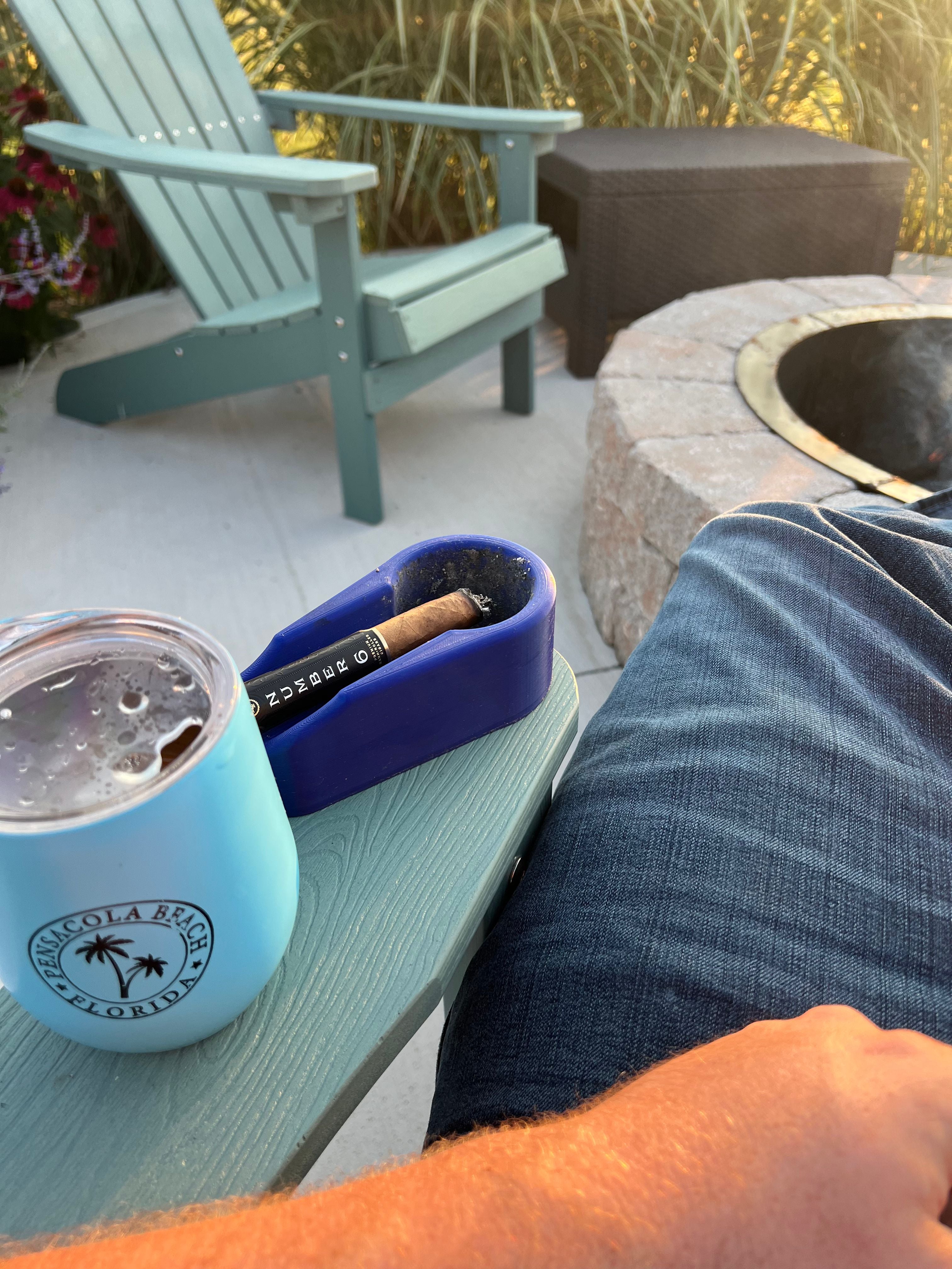 AshForge Lone Wolf - Single Cigar Rest Ashtray